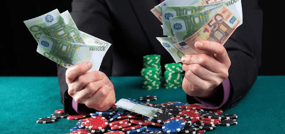 Tips For Managing Your Money While Gambling